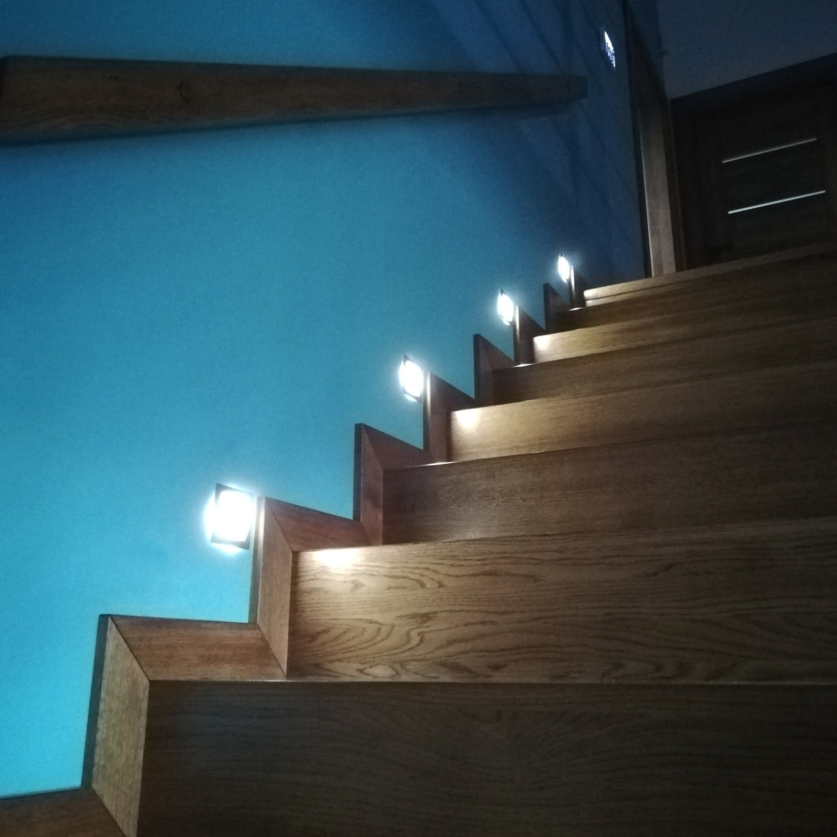 Skinder Electric Q1 LED Trapverlichting - Wandverlichting - 230V (Geen Trafo) - 50mm Diepte - Inbouwspot - Keuze uit 3 Lichtkleuren