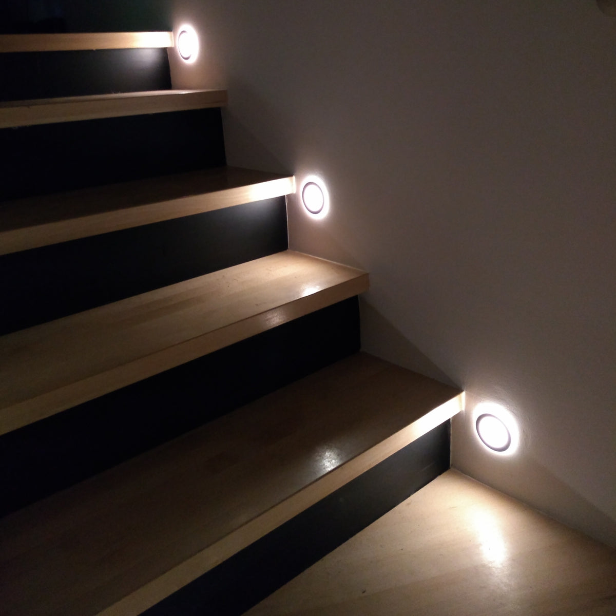 Skinder Electric ROND LED Trapverlichting - Wandverlichting - 230V (Geen Trafo) - 50mm Diepte - Inbouwspot - Keuze uit 3 Lichtkleuren